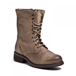 LIKE NEW >> Steve Madden Troopa 2.0 Boot // 8.5